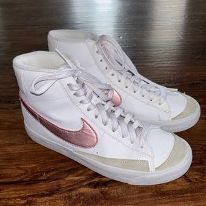 Nike Blazer Mid ‘77 | “Retro Glow” Rose Gold + White